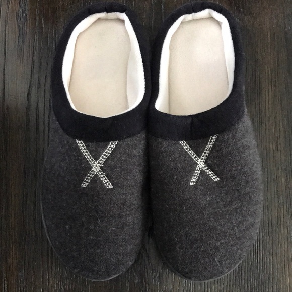 Isotoner slippers